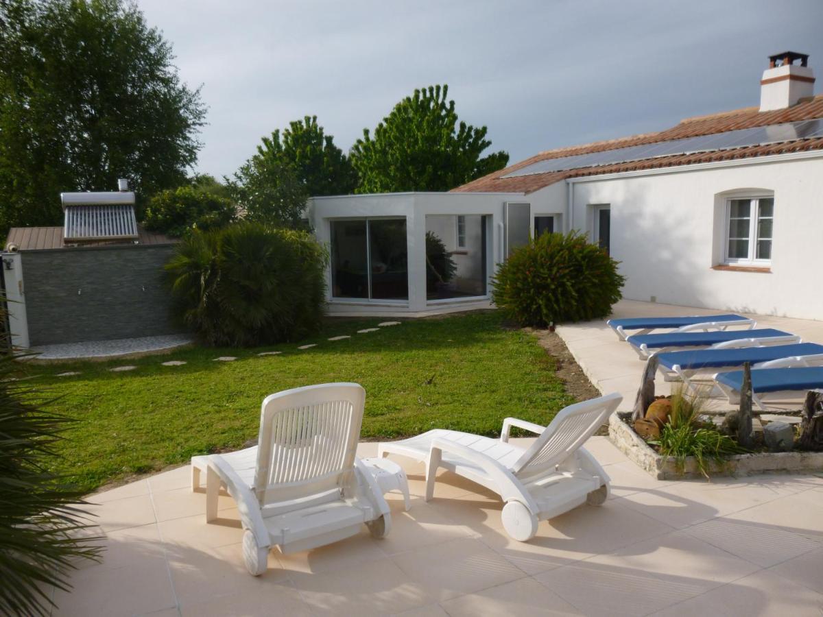 L'Eden Naturiste Spas Challans Exteriör bild