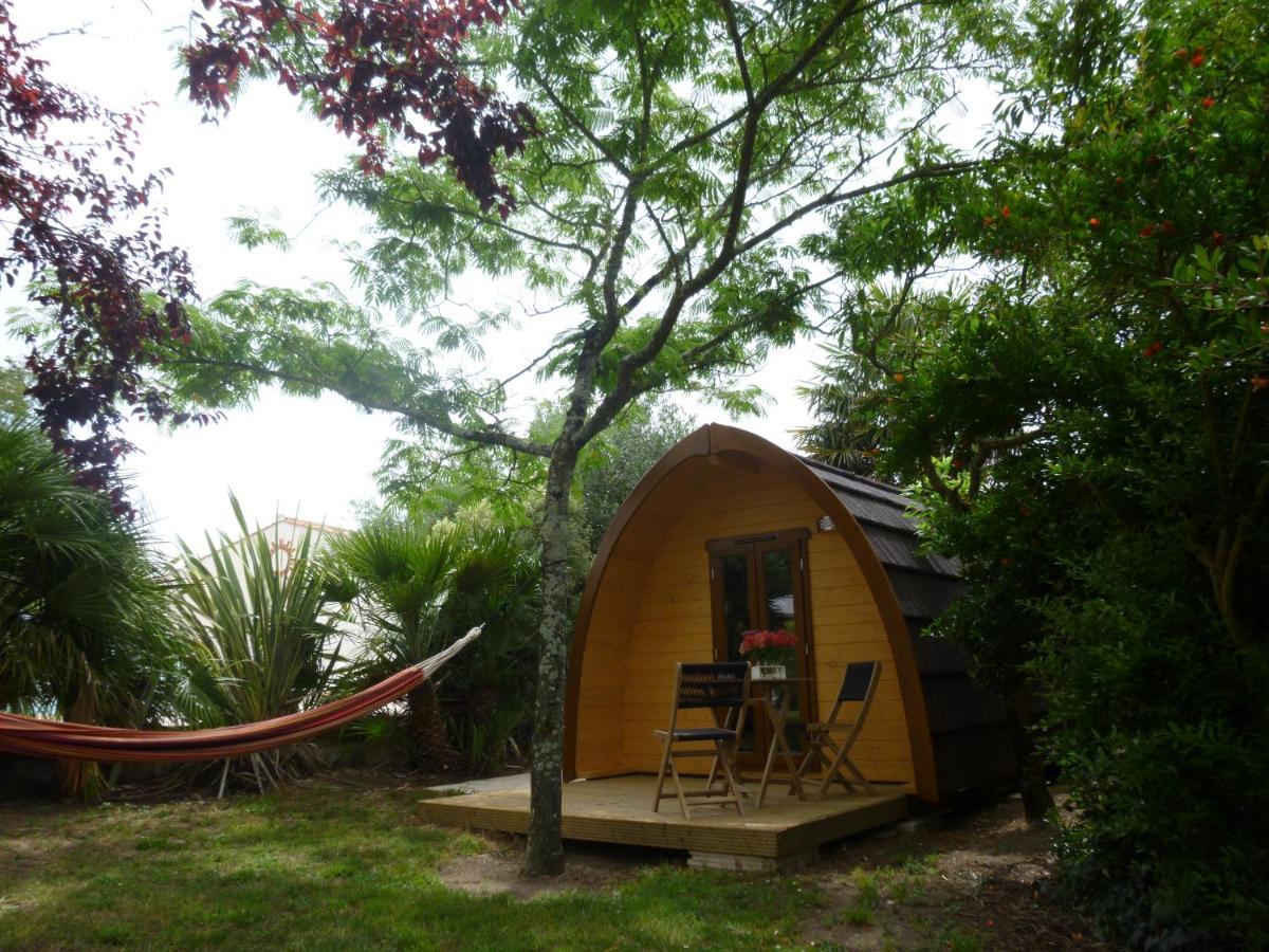 L'Eden Naturiste Spas Challans Exteriör bild